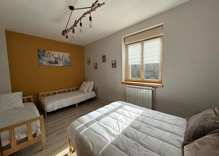 Maison De Village Hébergement de vacances *